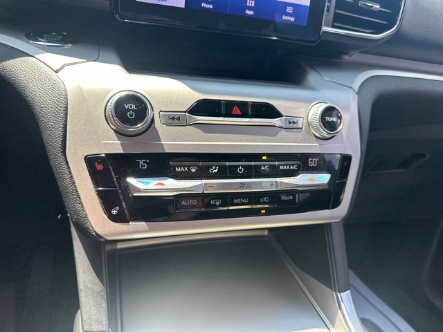 Used 2021 Ford Explorer XLT w/ Equipment Group 202A RWD image 41