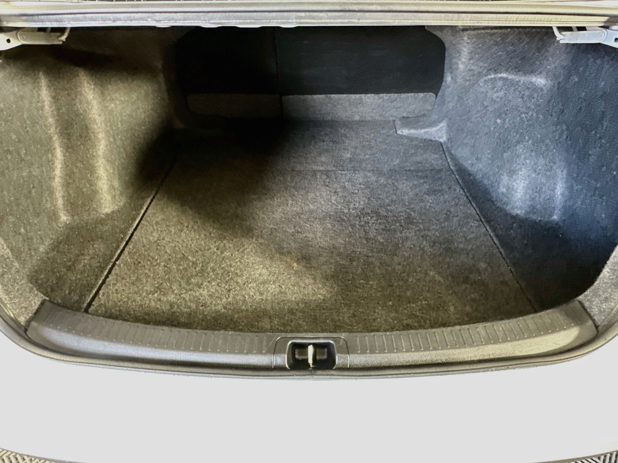Used 2025 Toyota Corolla LE FWD image 27