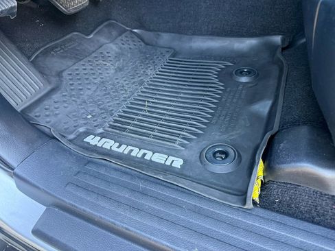 Used 2019 Toyota 4Runner SR5 image 18