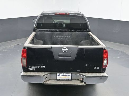Used 2015 Nissan Frontier SV AWD/4WD image 34