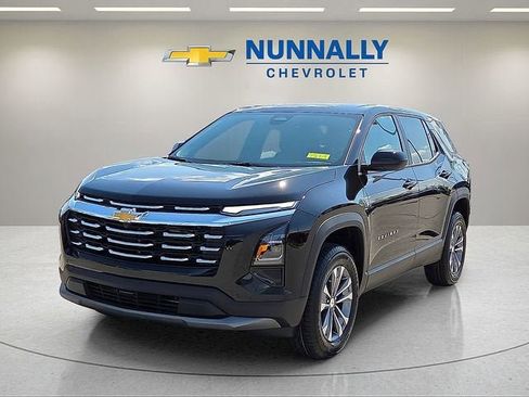 New 2026 Chevrolet Equinox LT FWD image 1