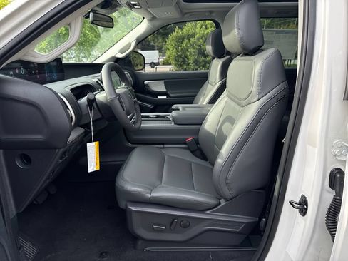 New 2026 Ford Expedition Max Active RWD image 23