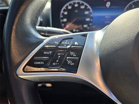 Used 2023 Mercedes-Benz C 300 Sedan image 23