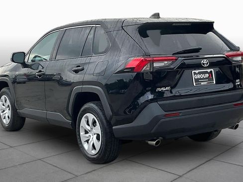 Used 2025 Toyota RAV4 LE AWD/4WD image 12