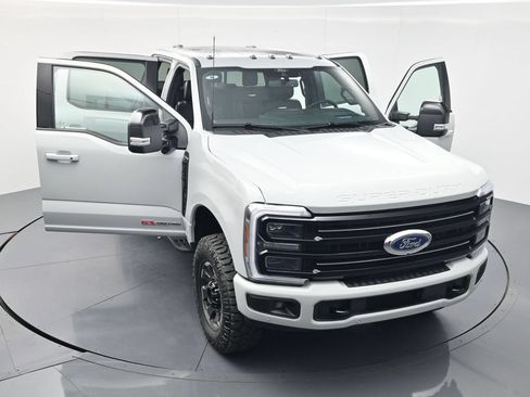 New 2026 Ford F350 Platinum w/ Tremor Off-Road Package AWD/4WD image 45