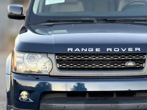 Used 2011 Land Rover Range Rover Sport HSE image 11