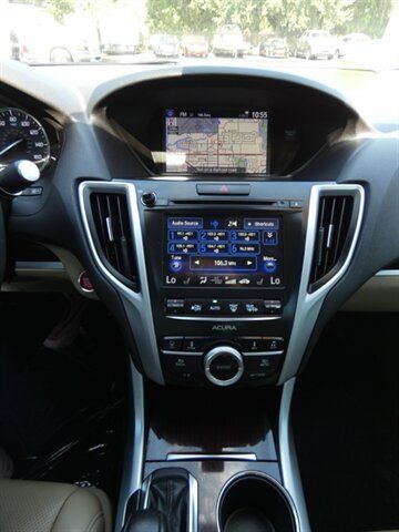 Used 2015 Acura TLX w/ Technology Package FWD image 32