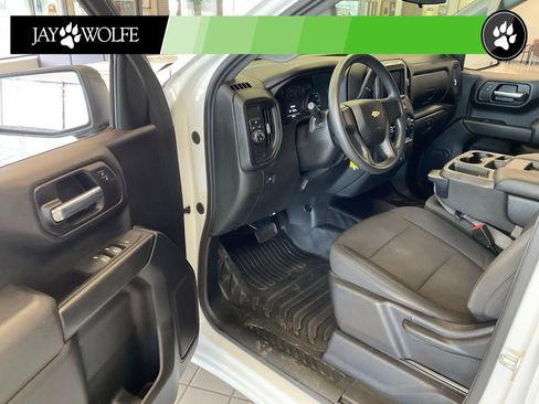 Used 2020 Chevrolet Silverado 1500 W/T RWD image 9
