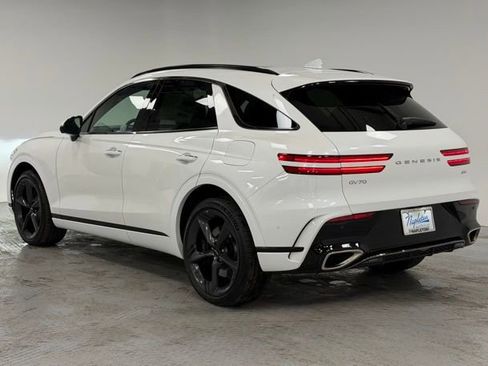 Used 2026 Genesis GV70 2.5T Sport Prestige image 3