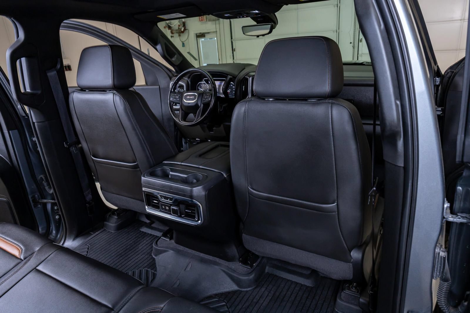 Used 2020 GMC Sierra 1500 AT4 w/ AT4 Premium Package AWD/4WD image 28