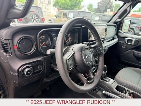 Certified 2025 Jeep Wrangler Unlimited Rubicon AWD/4WD image 13