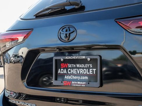 Used 2024 Toyota Highlander XSE FWD image 70