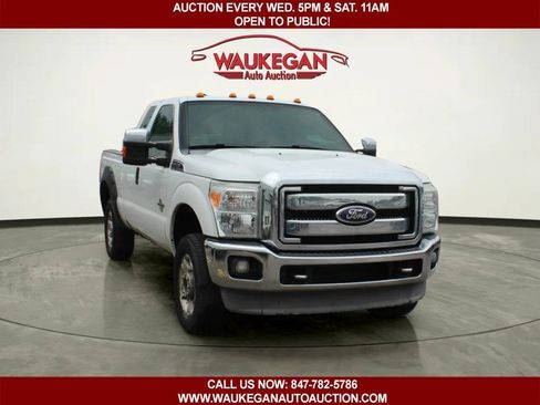Used 2011 Ford F250 XLT w/ XLT Appearance Pkg AWD/4WD image 3
