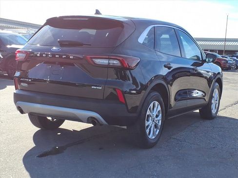 Used 2023 Ford Escape Active image 5