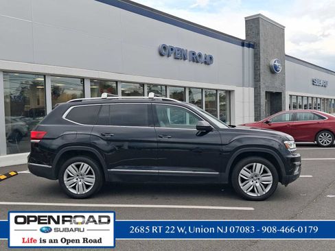 Used 2018 Volkswagen Atlas SEL Premium AWD/4WD image 3