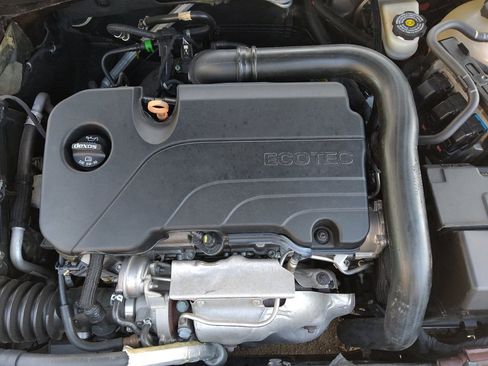Used 2020 Chevrolet Malibu LS FWD image 30