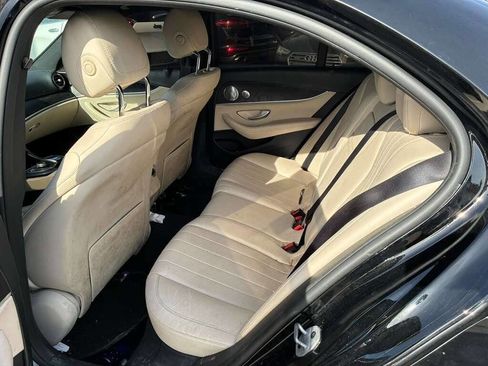 Used 2019 Mercedes-Benz E 300 4MATIC image 12