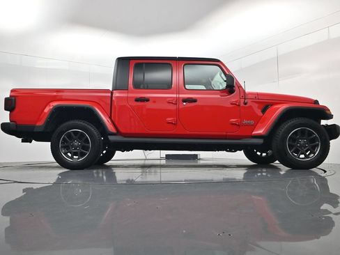 Used 2021 Jeep Gladiator Overland w/ Popular Equipment Package AWD/4WD image 53