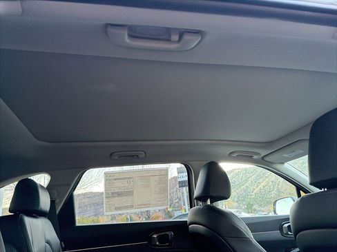 New 2025 Kia Sorento EX w/ Panoramic Sunroof Package image 15