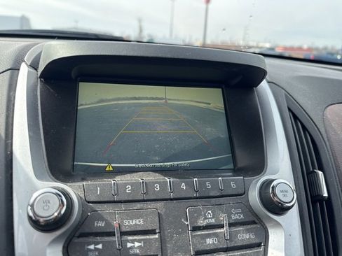 Used 2015 Chevrolet Equinox LTZ image 11