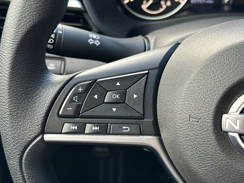 Used 2024 Nissan Altima 2.5 SV image 25