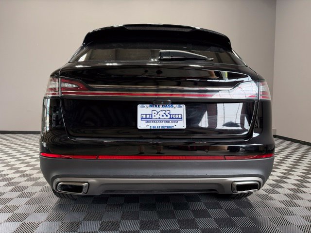 Used 2023 Lincoln Nautilus Reserve AWD/4WD image 10