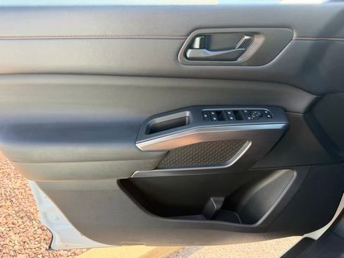 Used 2026 Nissan Pathfinder Rock Creek w/ Rock Creek Premium Package image 10