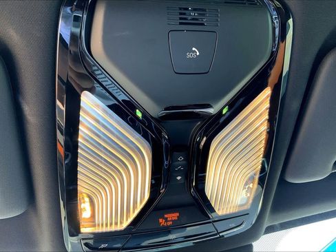 Used 2025 BMW X5 M60i AWD/4WD image 35