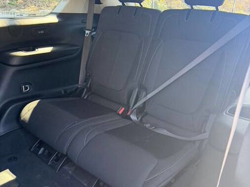 Used 2022 Jeep Grand Cherokee L Laredo w/ Luxury Tech Group I image 32