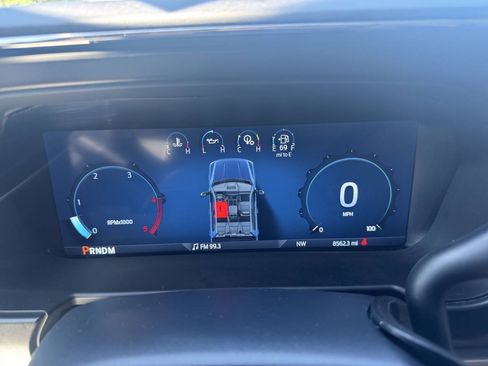 Used 2025 Ford F250 XLT w/ Black Appearance Package AWD/4WD image 22