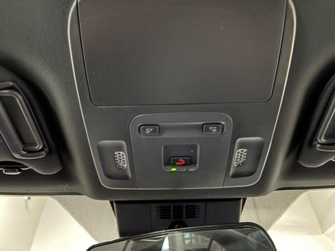 New 2026 Toyota Camry Hybrid AWD/4WD image 15