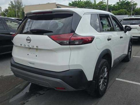 Used 2023 Nissan Rogue S FWD image 2