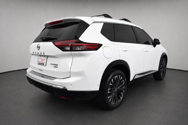 Certified 2026 Nissan Rogue Platinum w/ Platinum Premium Package AWD/4WD image 4