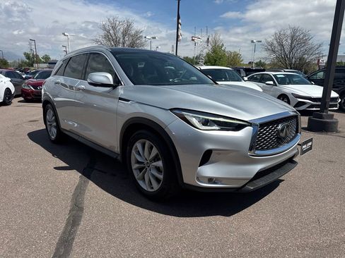 Used 2019 INFINITI QX50 Essential w/ Proactive Package AWD/4WD image 9