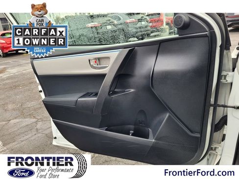 Used 2015 Toyota Corolla LE image 13