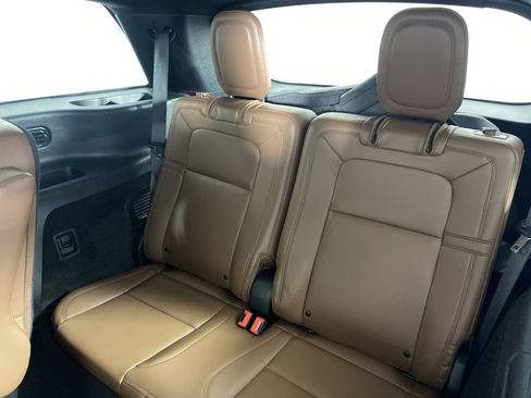 Used 2021 Lincoln Aviator Reserve w/ Equipment Group 208A image 33