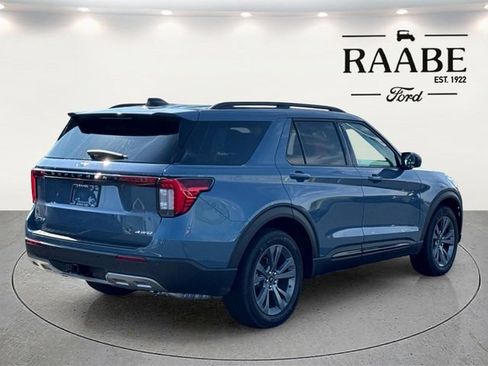 Used 2026 Ford Explorer Active w/ Active Comfort Package AWD/4WD image 13