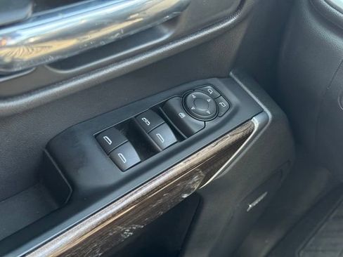 Used 2019 Chevrolet Silverado 1500 RST AWD/4WD image 34