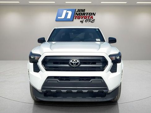 New 2026 Toyota Tacoma SR image 2