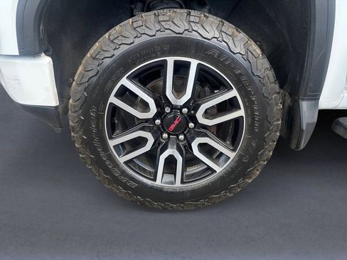 Used 2019 GMC Sierra 1500 AT4 w/ AT4 Premium Package AWD/4WD image 9