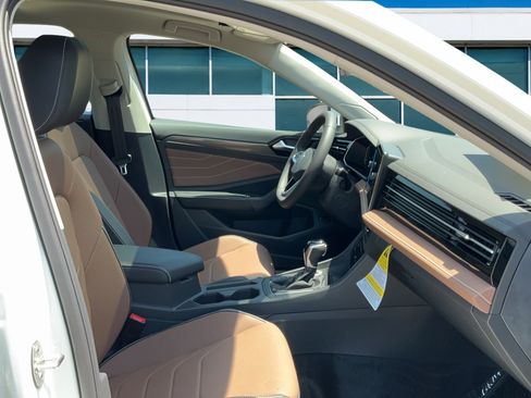 New 2026 Volkswagen Jetta SEL FWD image 10