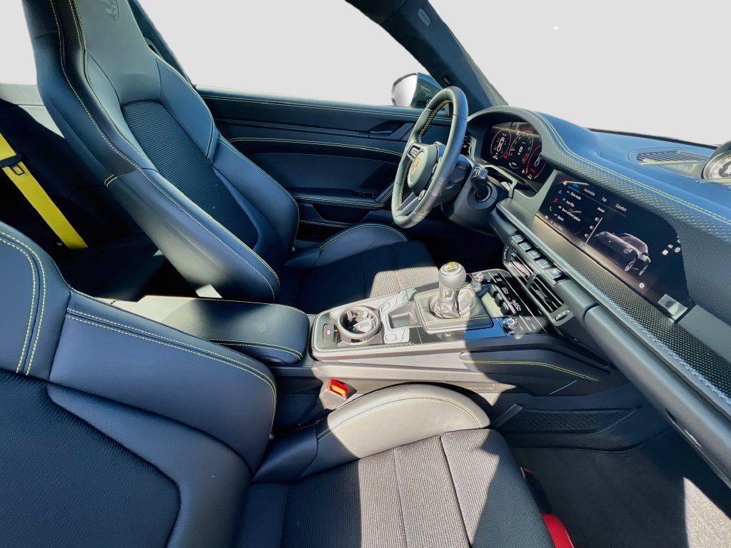 Certified 2026 Porsche 911 GT3 RWD image 33