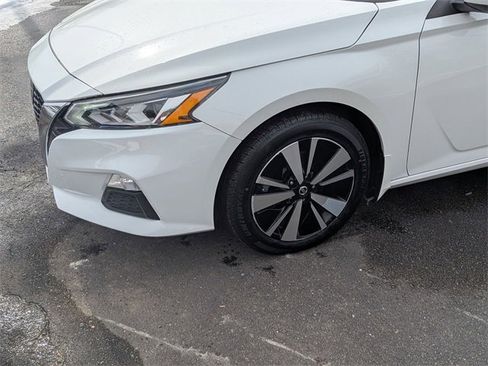 Used 2021 Nissan Altima 2.5 SV image 9