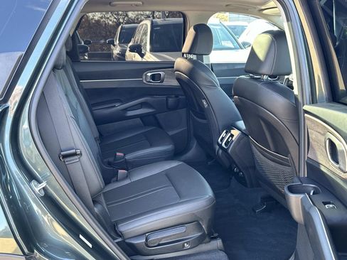 Used 2022 Kia Sorento X-Line EX image 13
