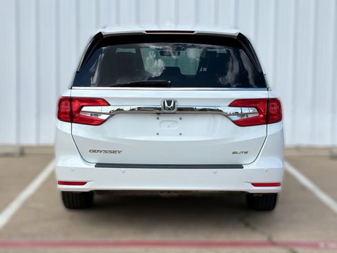 Used 2020 Honda Odyssey Elite image 5