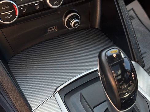 Used 2018 Alfa Romeo Stelvio Ti Sport image 29