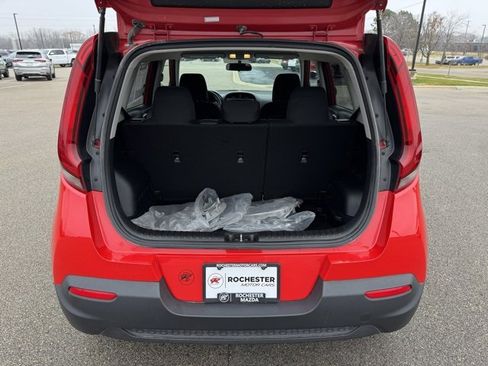 Used 2021 Kia Soul LX image 36