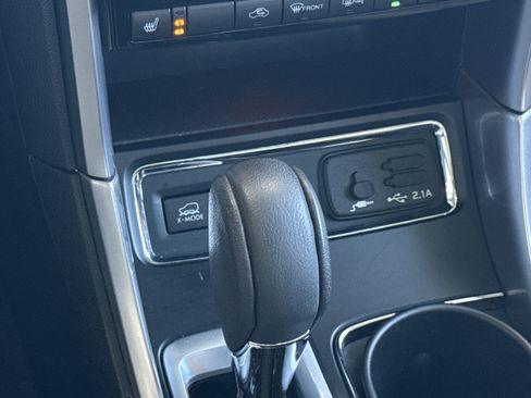 Used 2022 Subaru Ascent Limited w/ Technology Package image 56