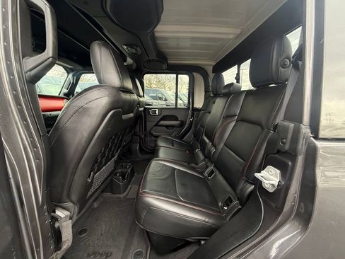 Used 2023 Jeep Gladiator Rubicon w/ LED Lighting Group image 20