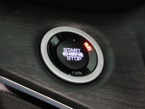 New 2025 Jeep Grand Cherokee L Limited image 34